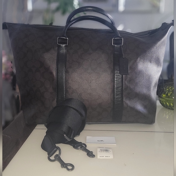 ⛔️SOLD!⛔️COACH Unisex Voyager Bag In Signature Canvas Duffle Bag VG Pre-loved - Picture 3 of 16